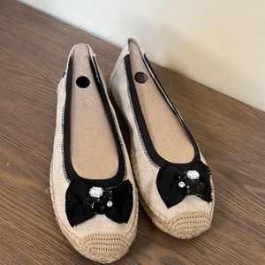 Simply Vera Vera Wang Espadrilles Size 10